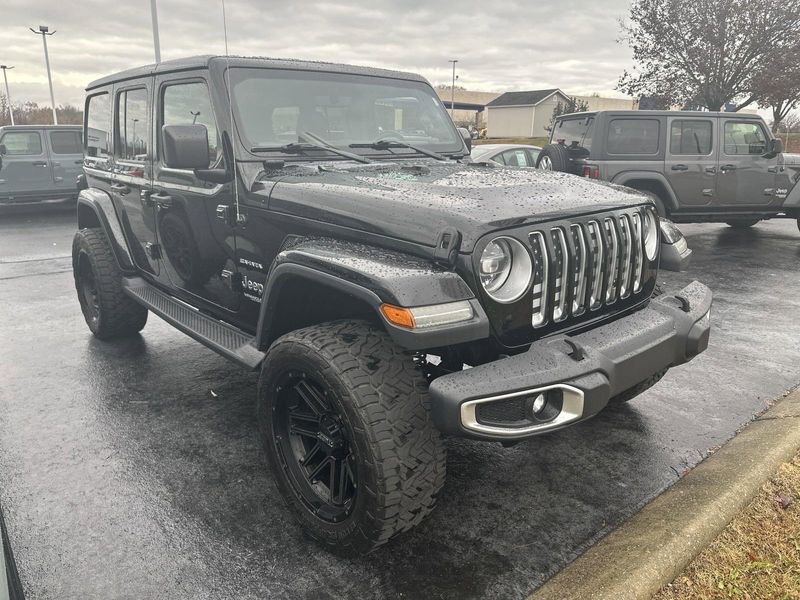 2018 Jeep Wrangler Unlimited SaharaImage 3