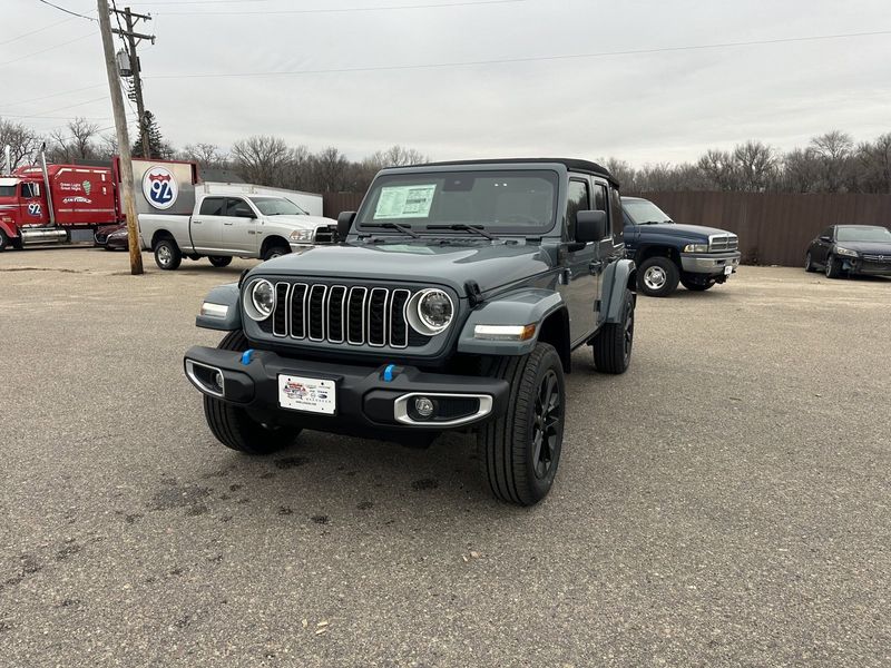 2024 Jeep Wrangler 4-door Sahara 4xeImage 4