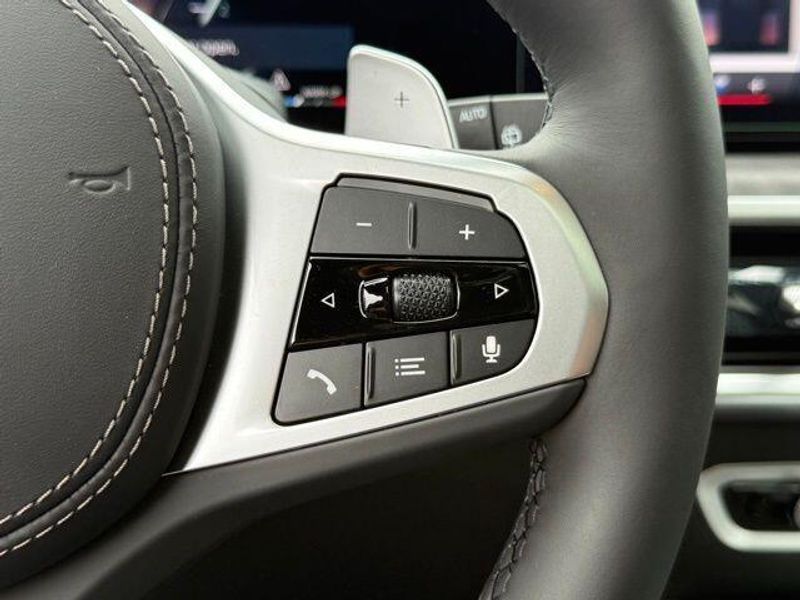 New 2026 BMW X7 xDrive40iImage 23