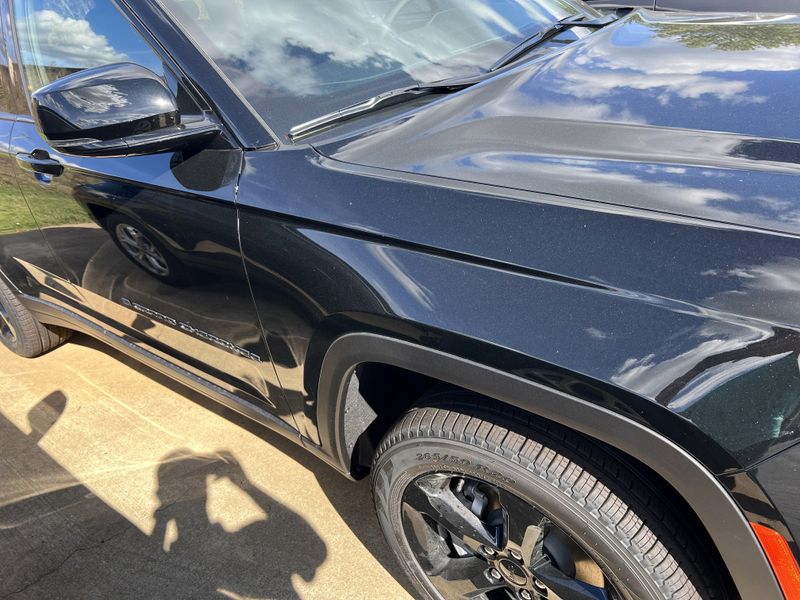 New 2025 Jeep Grand Cherokee Limited 4x4Image 4