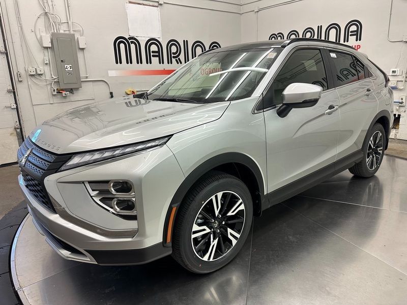 2024 Mitsubishi Eclipse Cross SEImage 1