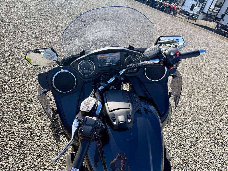 Used 2018 Yamaha 1800 STAR VENTURE TC Image 6