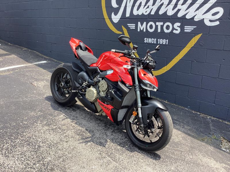 2024 Ducati Streetfighter V4 
