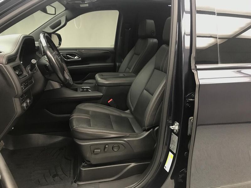 Used 2023 Chevrolet Tahoe RSTImage 10