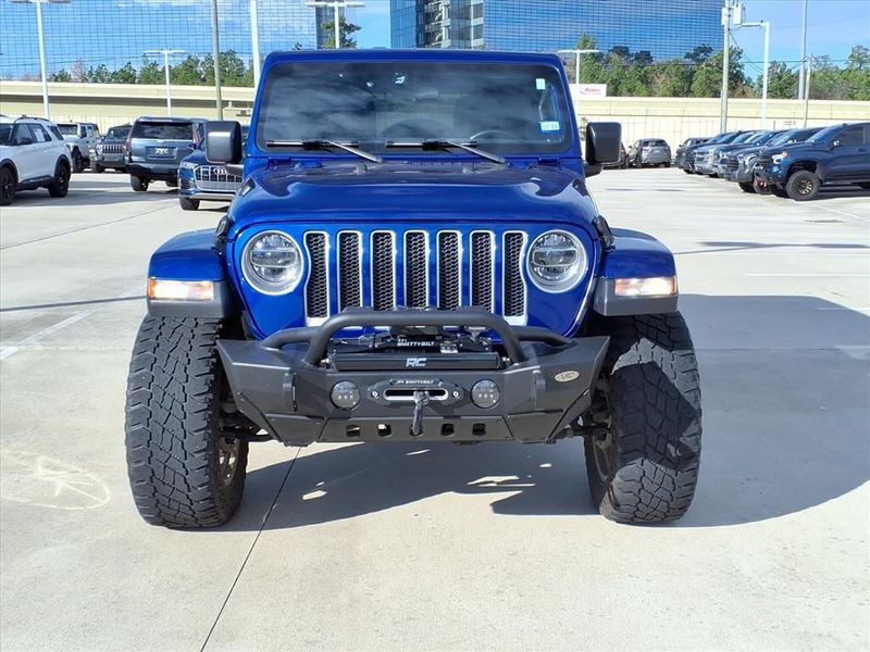 Used 2019 Jeep Wrangler Unlimited SaharaImage 4