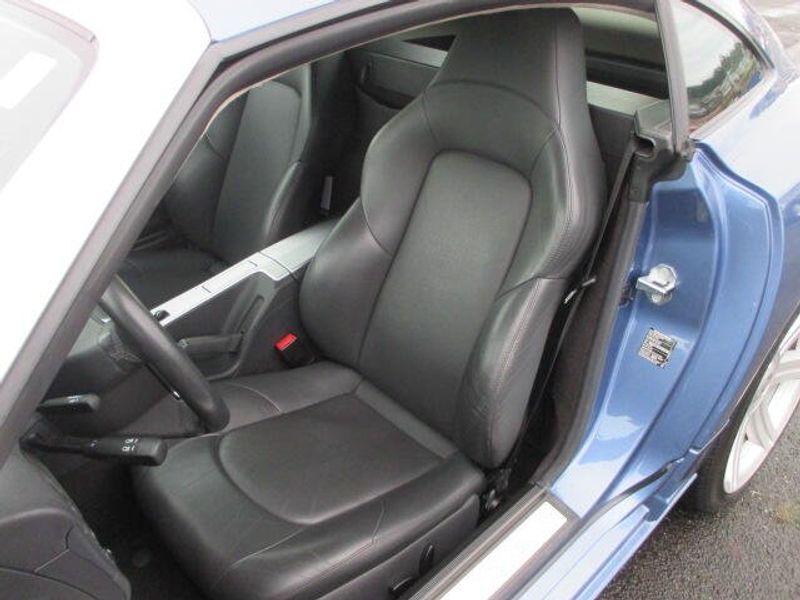 2005 Chrysler Crossfire LimitedImage 12