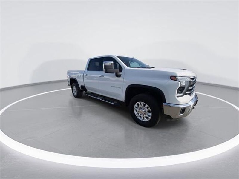 2024 Chevrolet Silverado 2500HD LTZImage 2