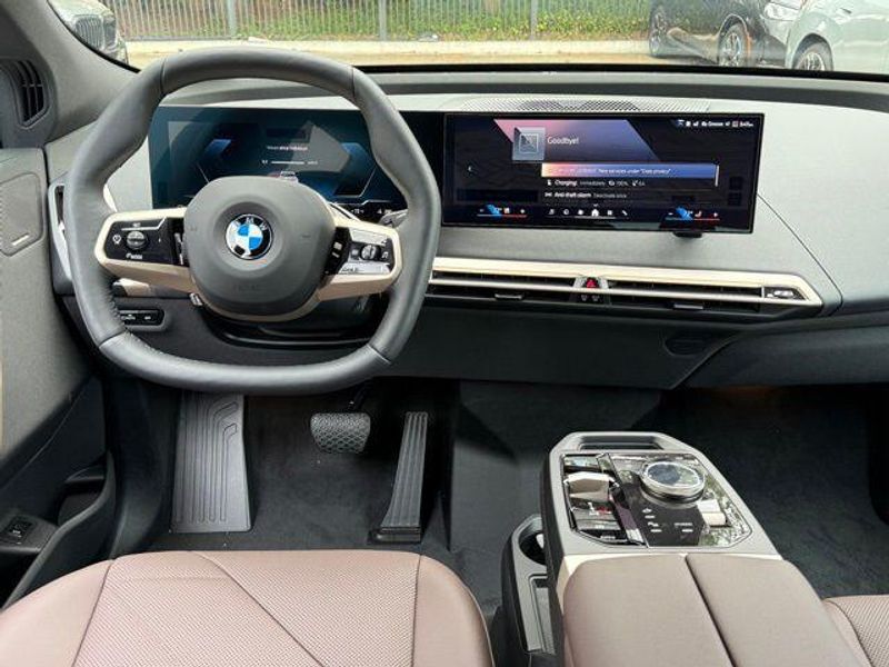 New 2026 BMW iX xDrive45Image 24