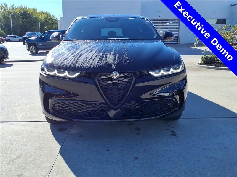 New 2025 Alfa Romeo Tonale AwdImage 4