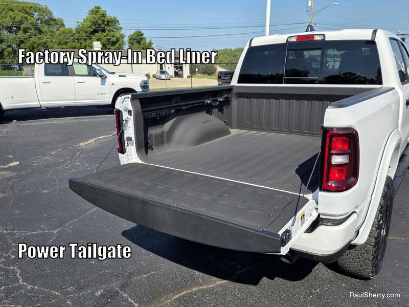 New 2026 RAM 1500 Laramie Crew Cab 4x4 5'7' Box