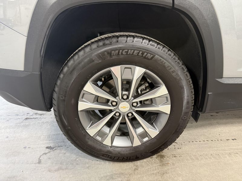 Used 2026 Chevrolet Equinox AWD LTImage 7