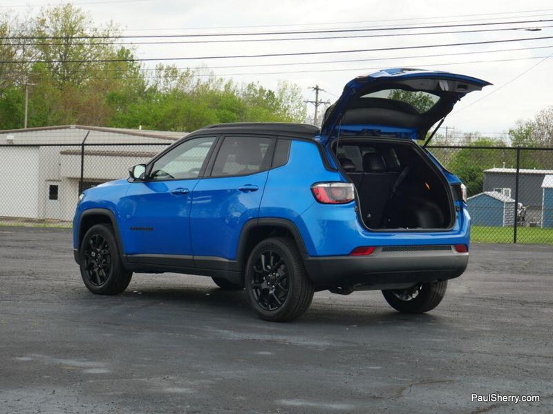 2023 Jeep Compass AltitudeImage 12
