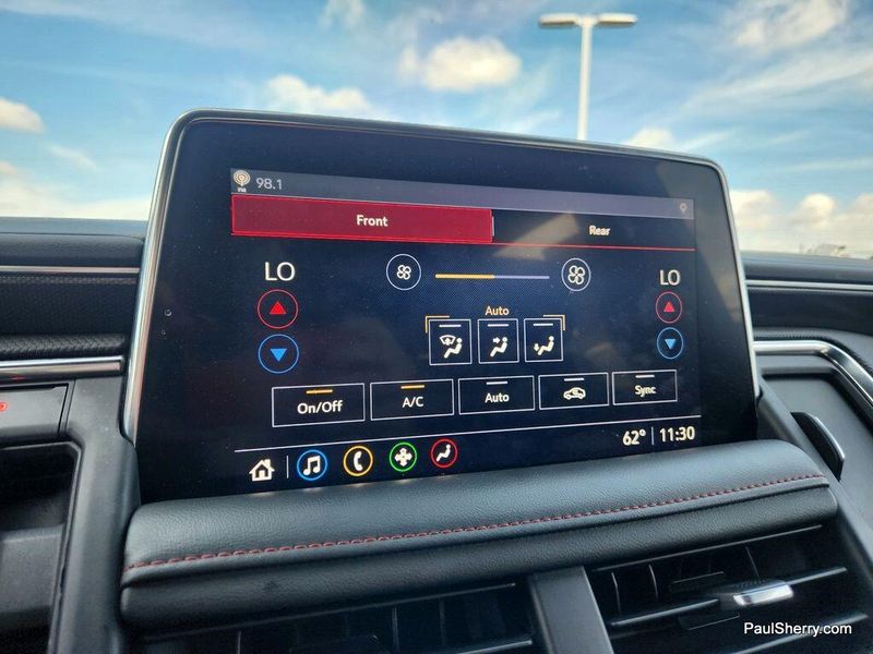 2021 Chevrolet Tahoe RSTImage 3