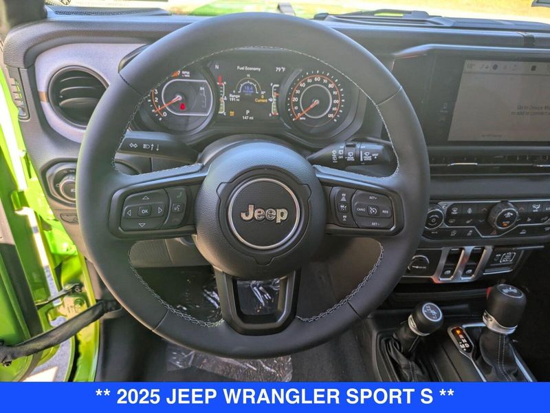 2025 Jeep Wrangler Sport S photo 17