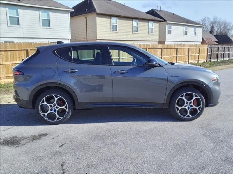 2024 Alfa Romeo Tonale Veloce in a Grigio Ascari Metallic exterior color and Blackinterior. Northside Imports Houston 281-475-4549 northsideimportshouston.com 