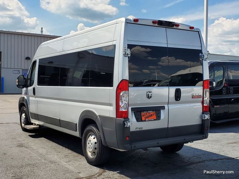 2017 RAM ProMaster 2500 High RoofImage 4