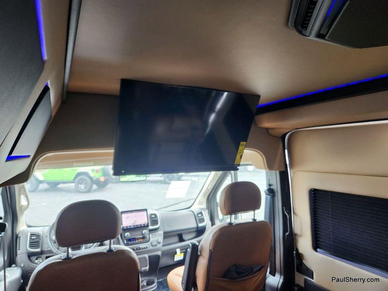 2024 RAM Promaster 3500 Slt+ Window Van High Roof 159