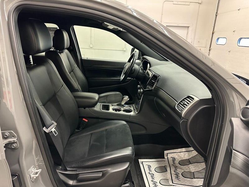 2021 Jeep Grand Cherokee Laredo XImage 29