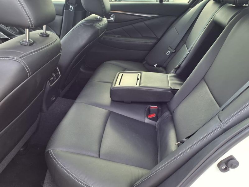 Used 2022 INFINITI Q50 SensoryImage 7