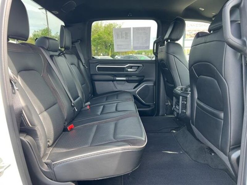 2024 RAM 1500 LaramieImage 22