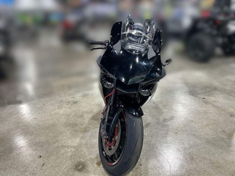 Used 2015 Yamaha YZF-R1 Image 16
