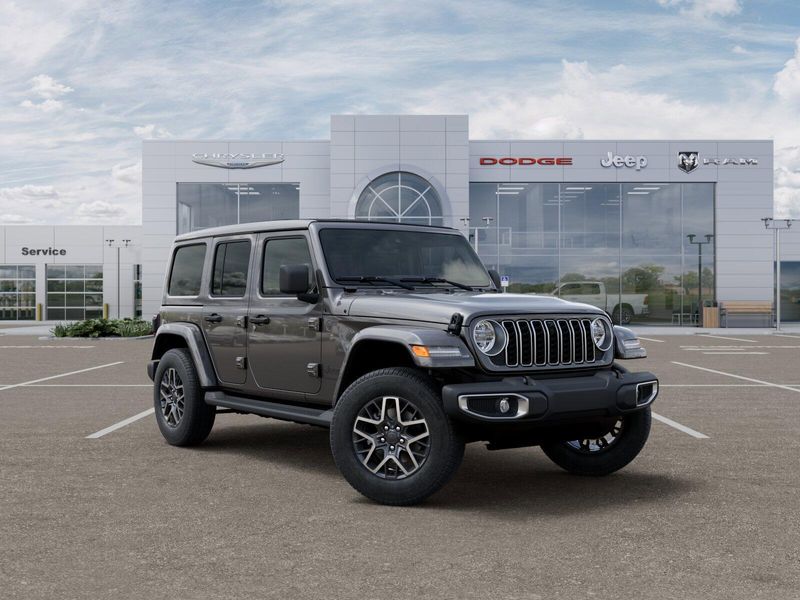 New 2026 Jeep Wrangler 4-door SaharaImage 5