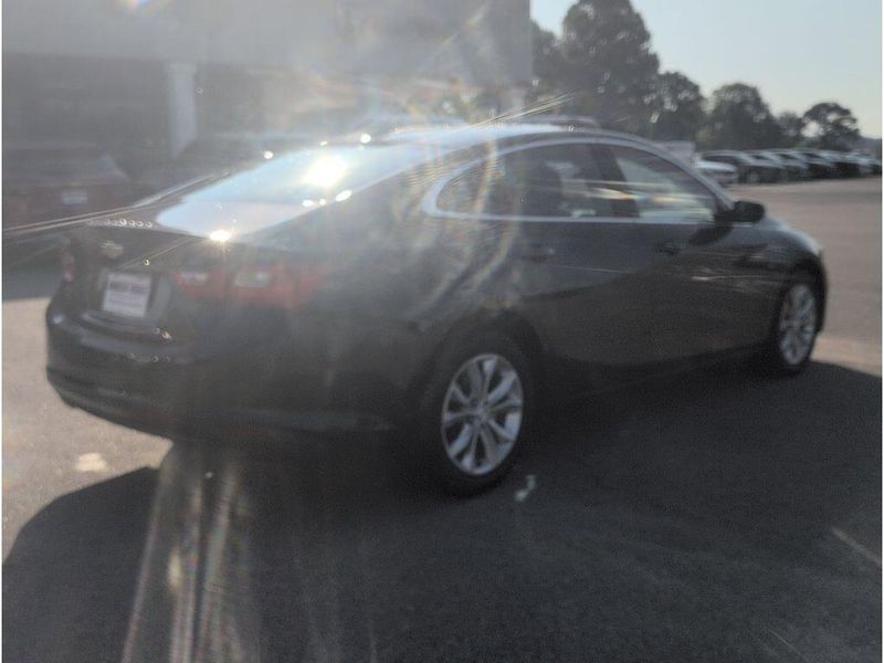 Used 2023 Chevrolet Malibu LTImage 5