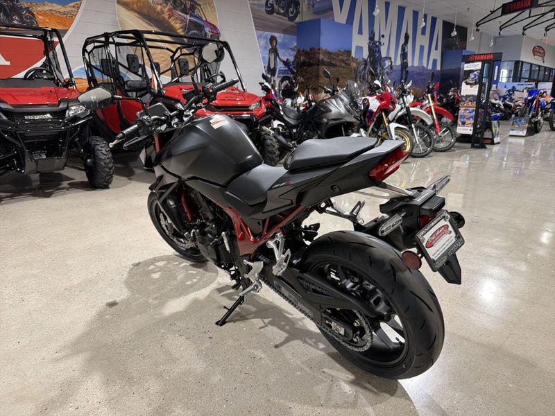New 2026 Honda CB750 HORNET E-CLUTCH Image 15