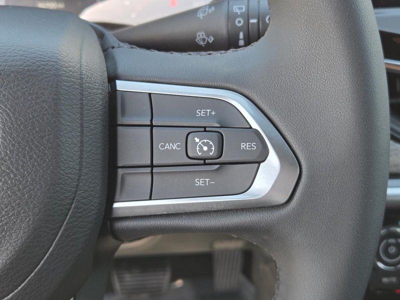 Used 2024 Jeep Compass Latitude 4x4