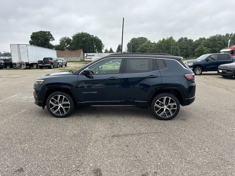 2024 Jeep Compass Limited 4x4Image 5