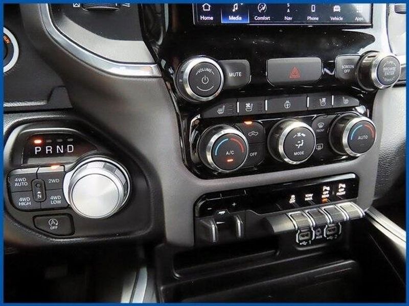 2022 RAM 1500 LaramieImage 16