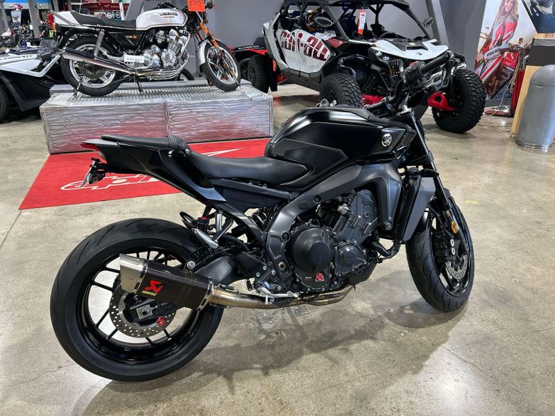 2024 Yamaha MT-09 Image 11