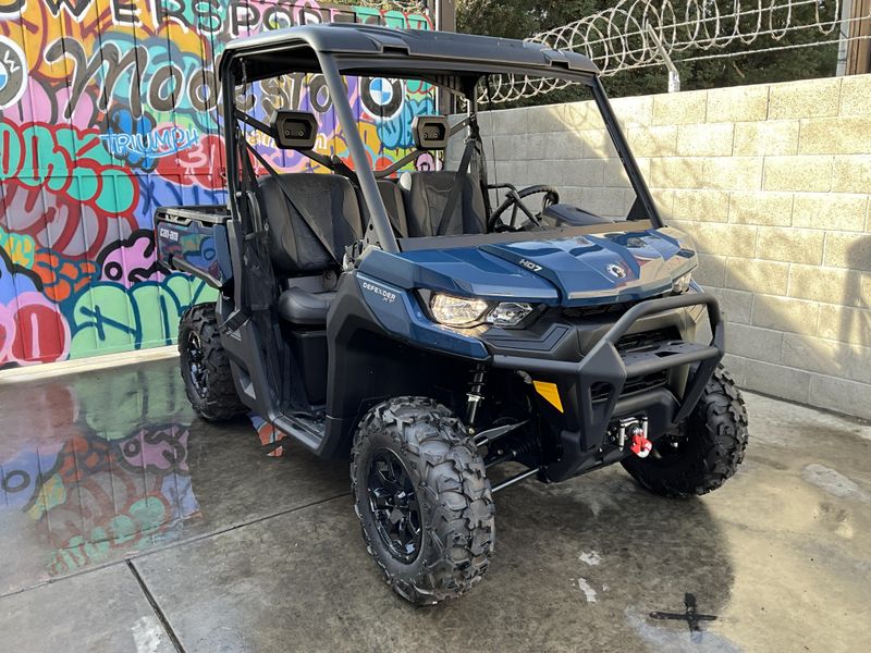 2025 Can-Am DEFENDER XT 62 HD7Image 2