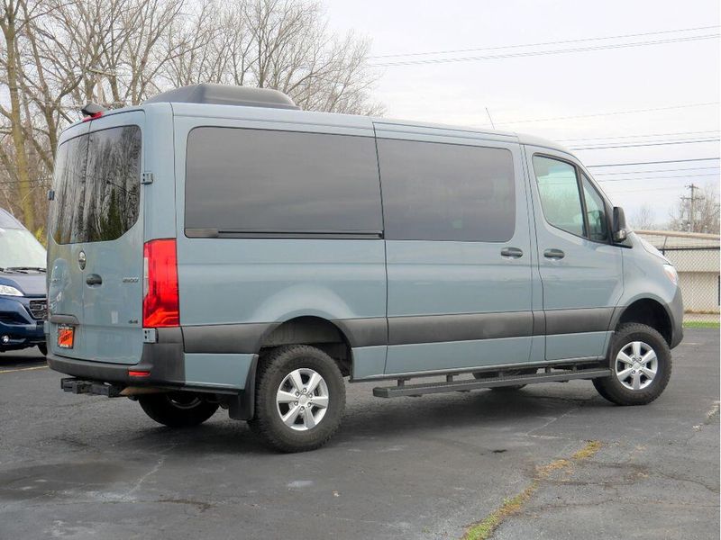 2020 Freightliner Sprinter 2500 Standard Roof V6Image 12