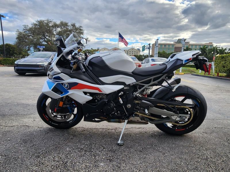2026 BMW S 1000 RRImage 5