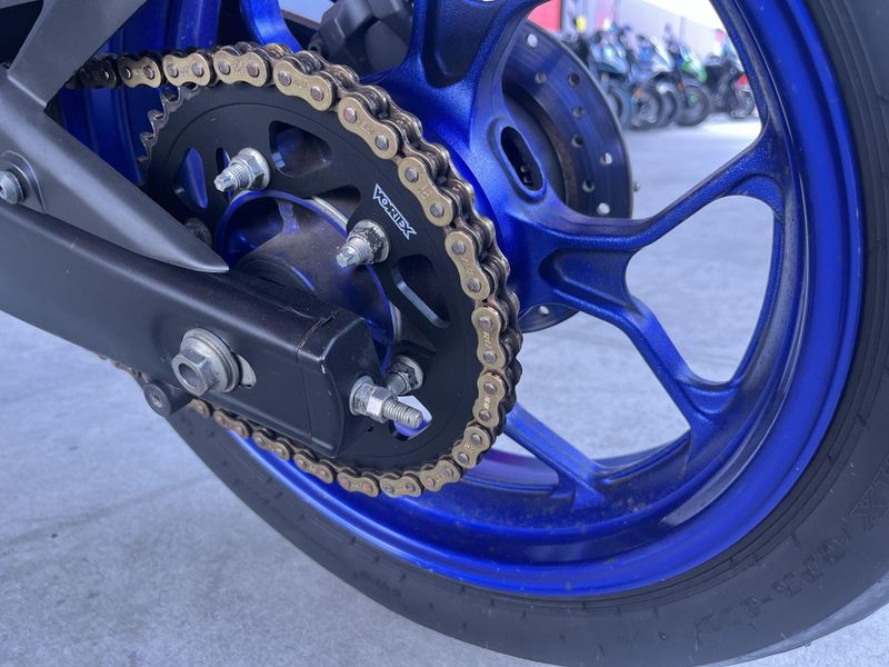Used 2021 Yamaha YZF-R3 ABS Image 23