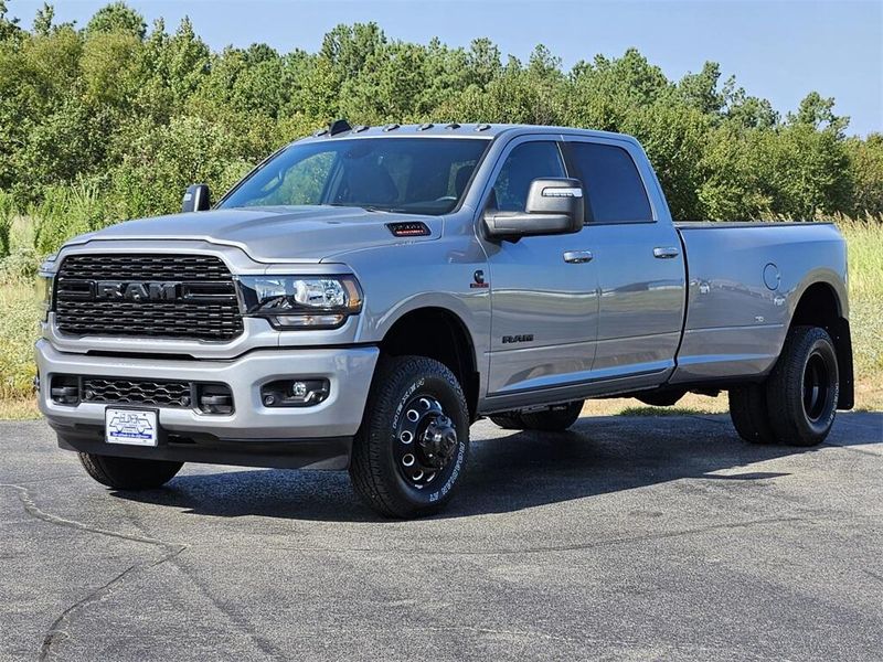 2024 RAM 3500 Lone Star Crew Cab 4x4 8