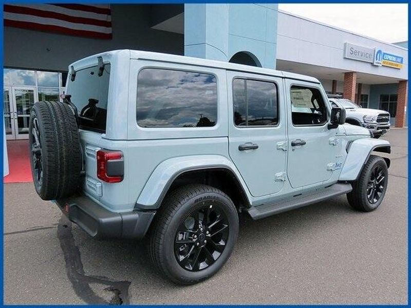 2024 Jeep Wrangler 4xE Sahara 4xeImage 7