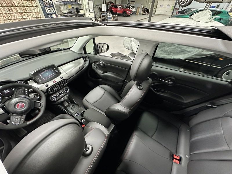 2023 Fiat 500x Sport Awd in a Nero Cinema (Black Clear Coat) exterior color and Blackinterior. Schmelz Countryside Alfa Romeo and Fiat (651) 968-0556 schmelzfiat.com 