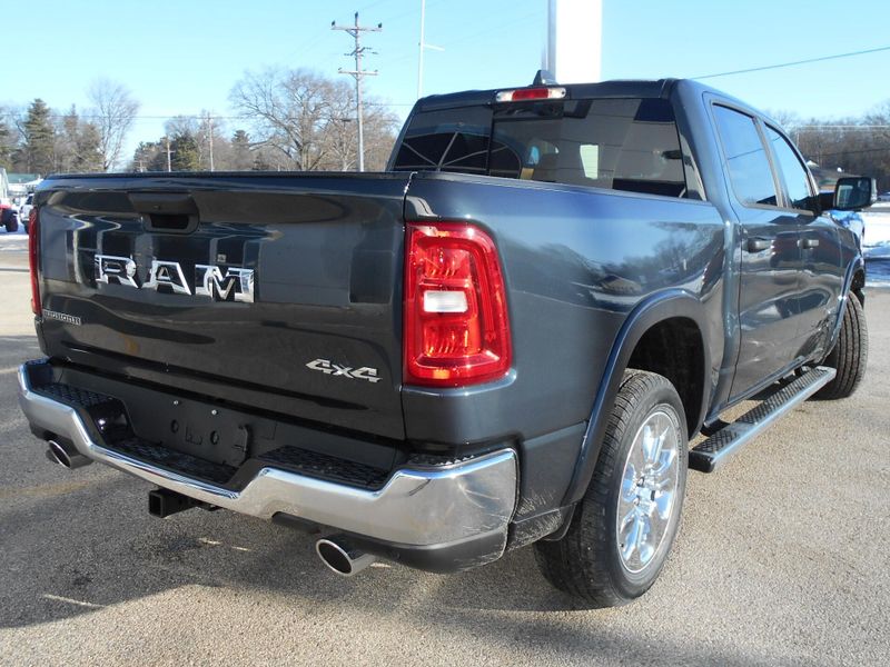 2025 RAM 1500 Big Horn Crew Cab 4x4 5