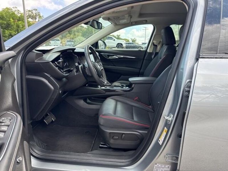 2023 Buick Envision Essence photo 11