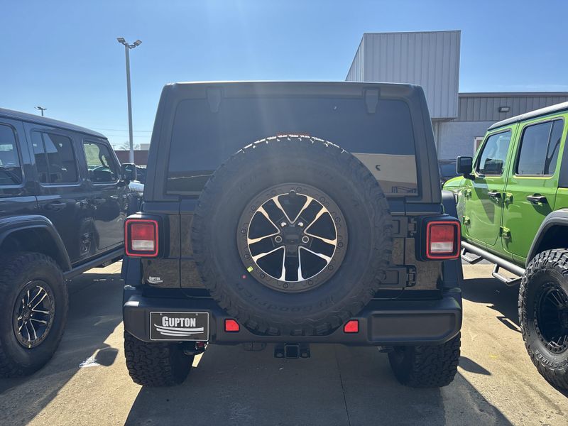 New 2026 Jeep Wrangler 4-door WillysImage 8