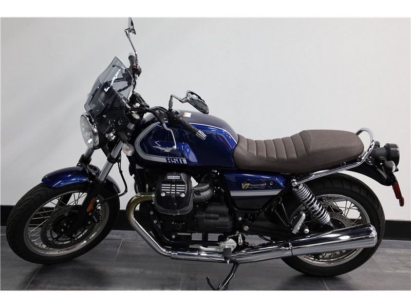 2022 Moto Guzzi V7 Special E5 in a Blue exterior color. New England Powersports 978 338-8990 pixelmotiondemo.com 