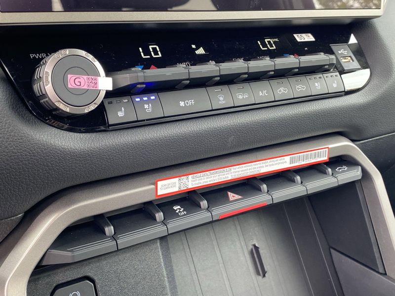 2025 Toyota Tundra LimitedImage 17