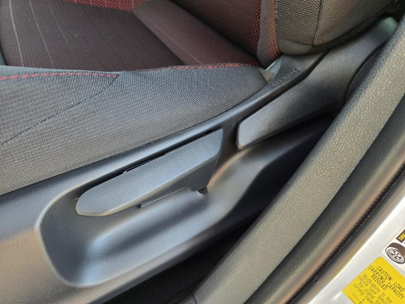 Used 2025 Toyota Corolla SE CVT (Natl)