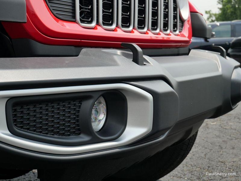 New 2025 Jeep Wrangler 4-door Sahara