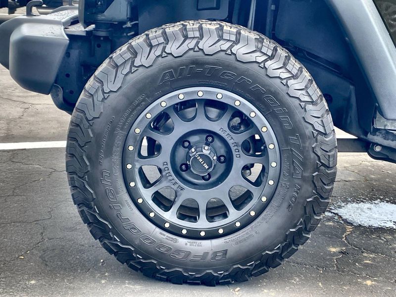 Used 2015 Jeep Wrangler Unlimited SportImage 29