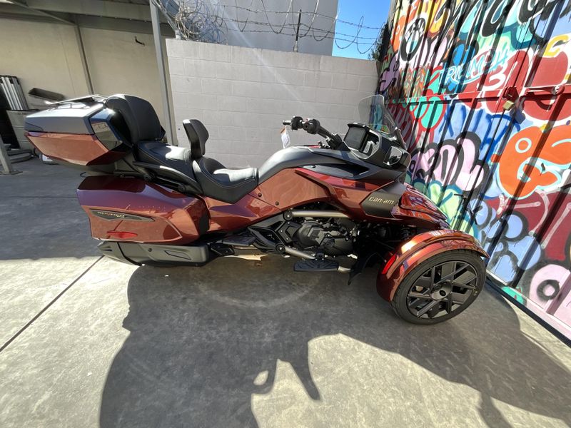 New 2026 Can-Am SPYDER F3 1330 LTD DEMO Image 4