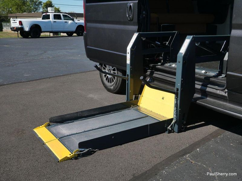 New 2024 RAM Promaster 1500 Slt+ Cargo Van Low Roof 136' Wb