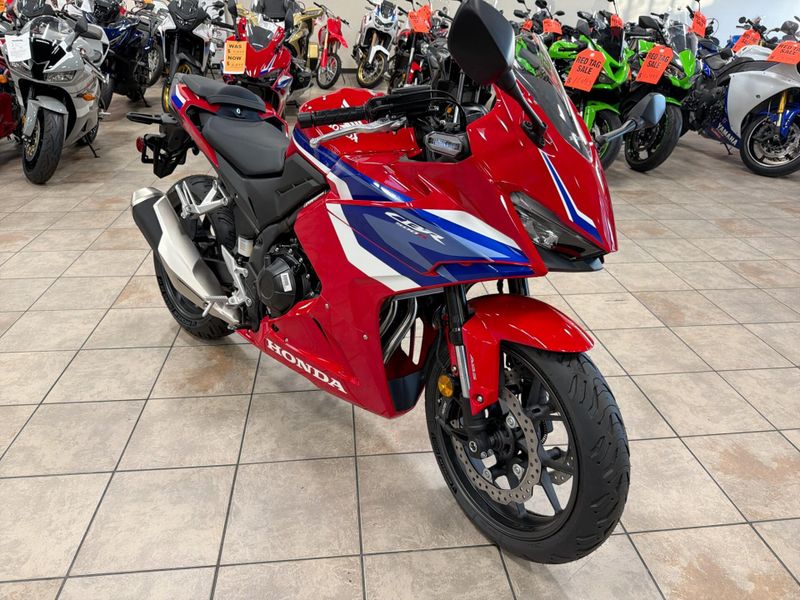 New 2025 Honda CBR500R ABS Image 10